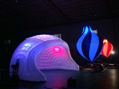 Perfect Design White Inflatable Luna Tents with LED Light in Factory Price